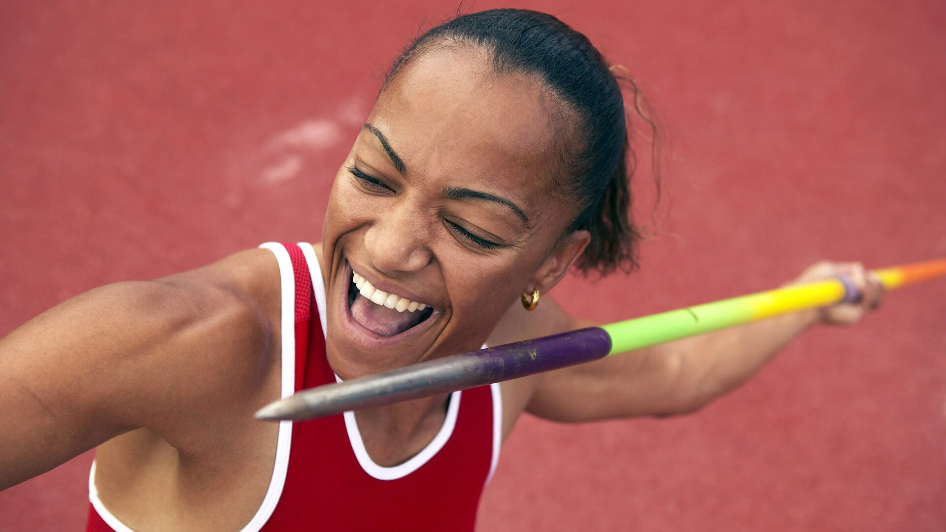 《CS_GO极速对垒，现场气氛火爆点燃》，吃鸡极速对决近战